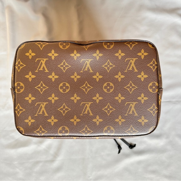 LV NEONOE BAG - Picture 3 of 12